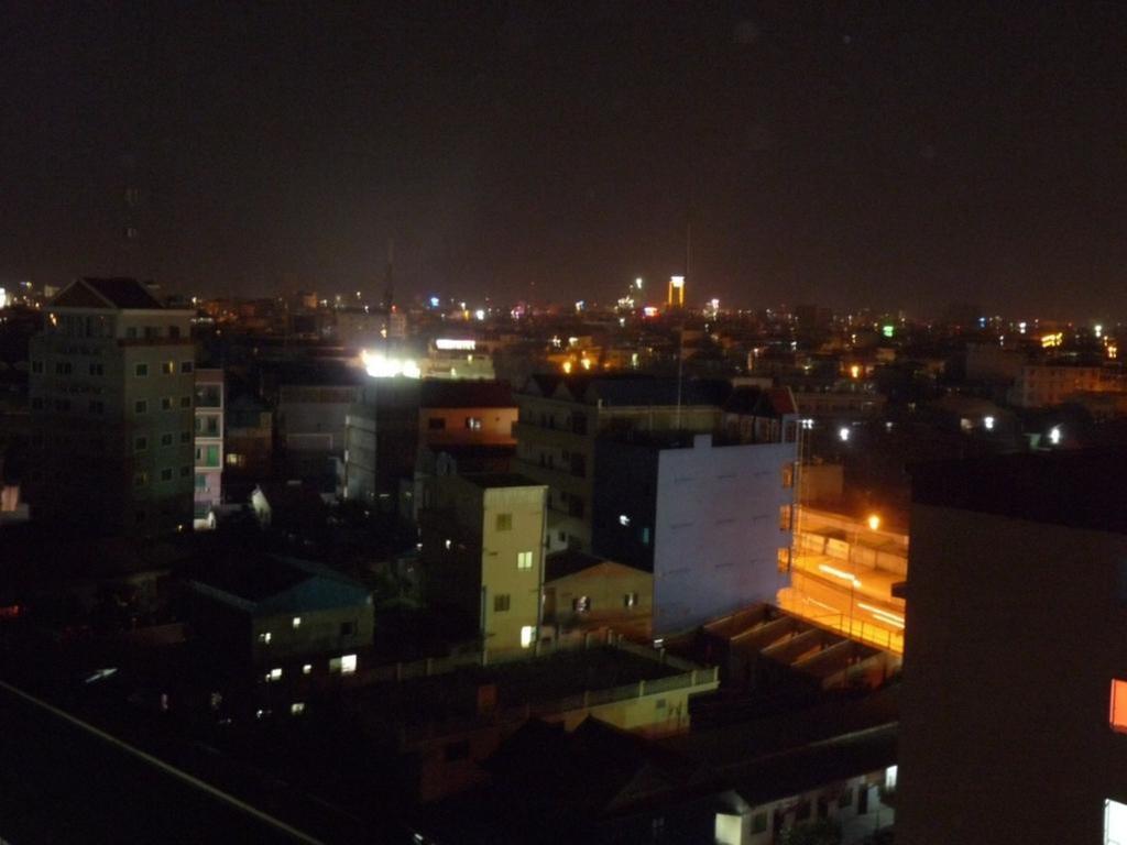 Hi Land Hotell Phnom Penh Exteriör bild